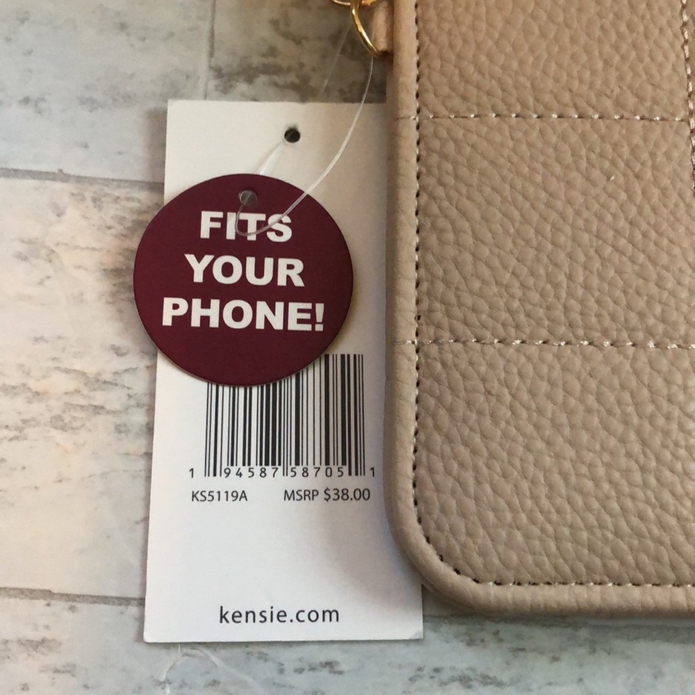 Kensie Quilted Vegan Leather Clutch Wristlet - Picture 3 of 8